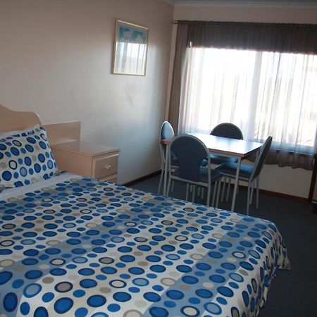Raglan Motor Inn Warrnambool Exterior photo