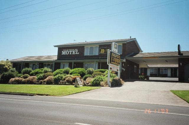 Raglan Motor Inn Warrnambool Exterior photo